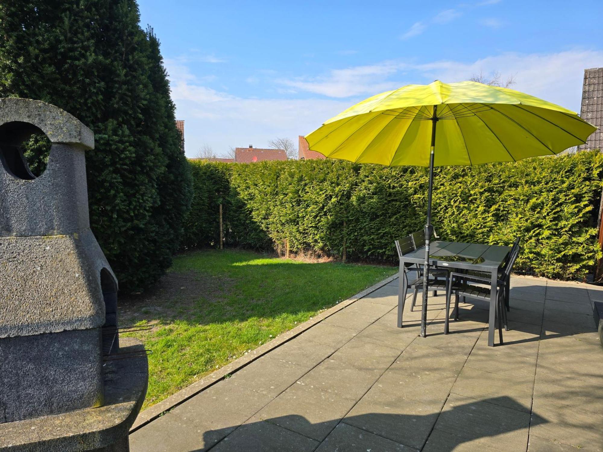 Haus Blume Villa Carolinensiel Buitenkant foto